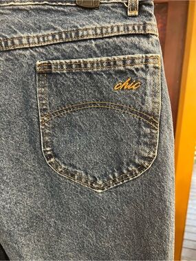 chic Men's Relaxed Fit Denim Jeans - Blue with Gold Embroidery